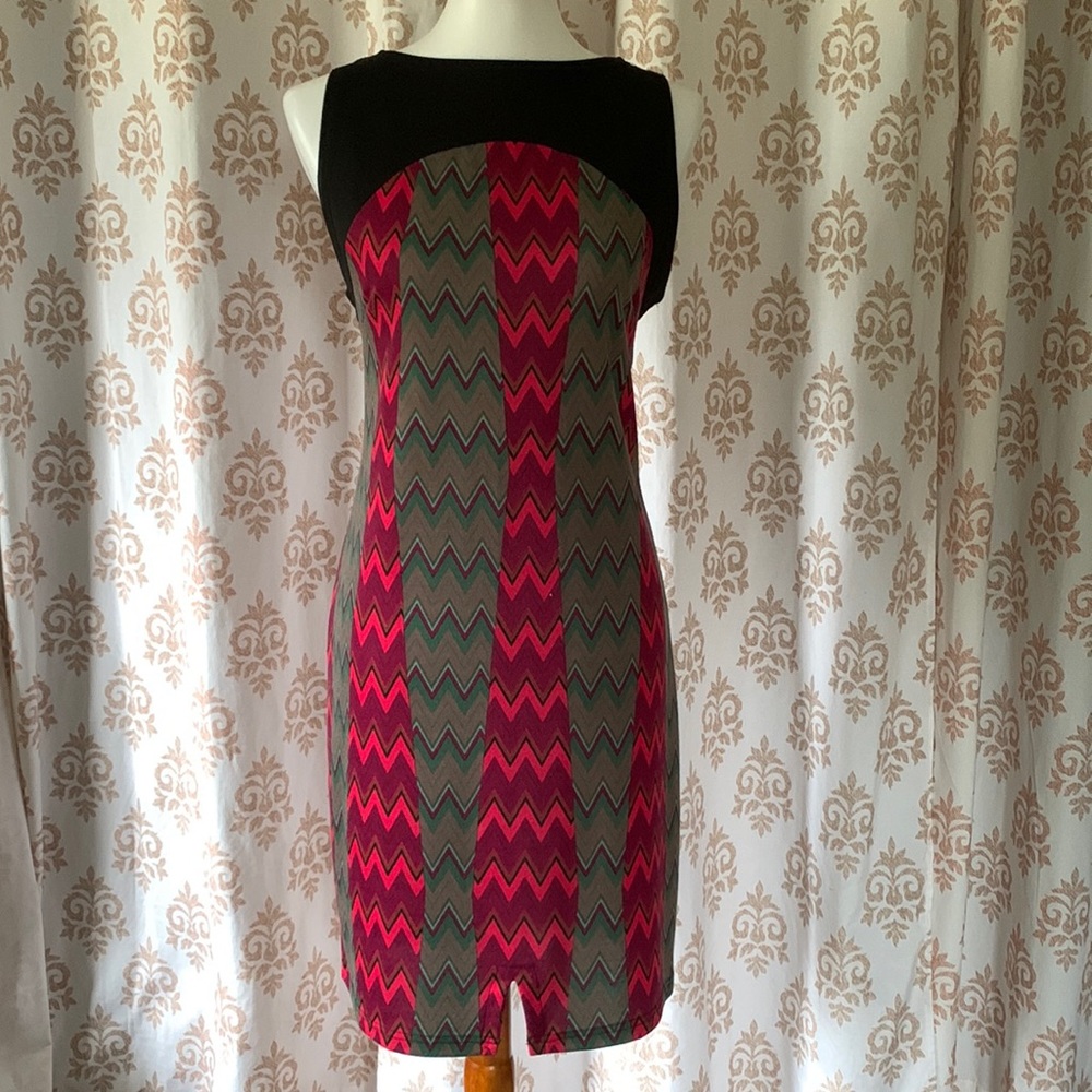 Tracy Negoshian sheath dress M